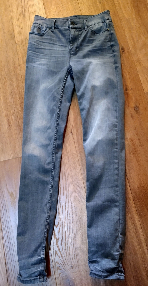High rise skinny jeans - Picture 2 of 7